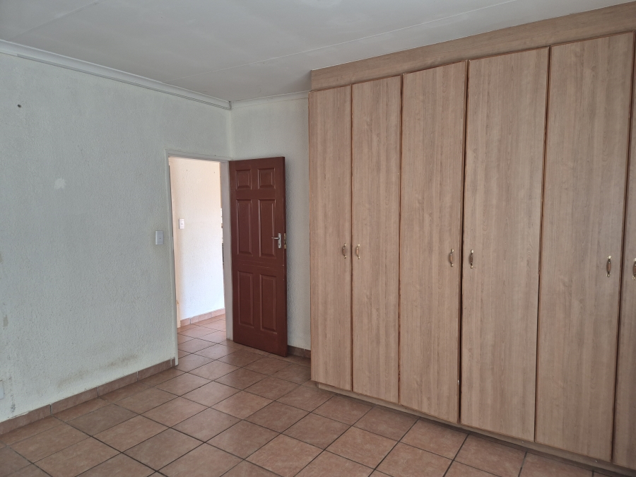 2 Bedroom Property for Sale in Songloed North West